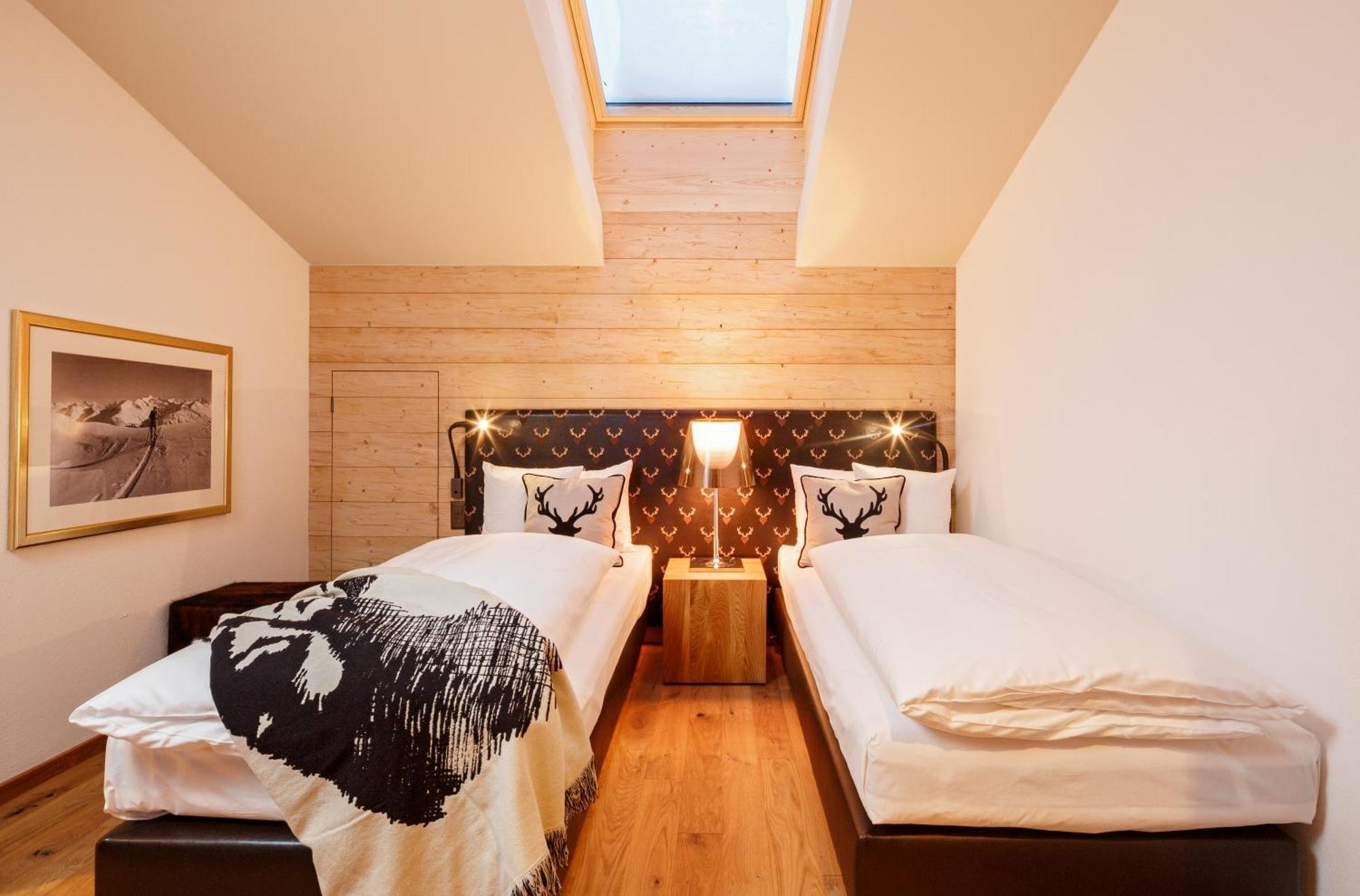 Hotel Piz Buin Klosters Exterior photo